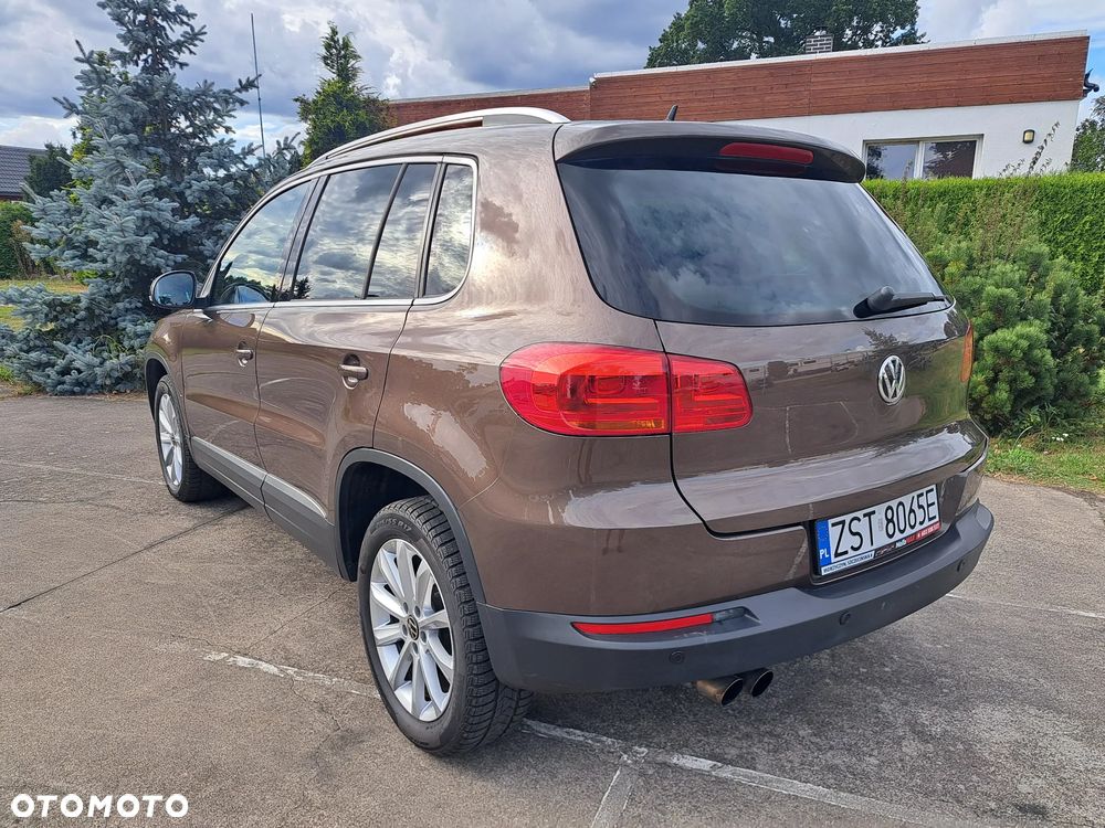 Volkswagen Tiguan 2.0 TDI DPF BlueMotion Technology Exclusive - 11