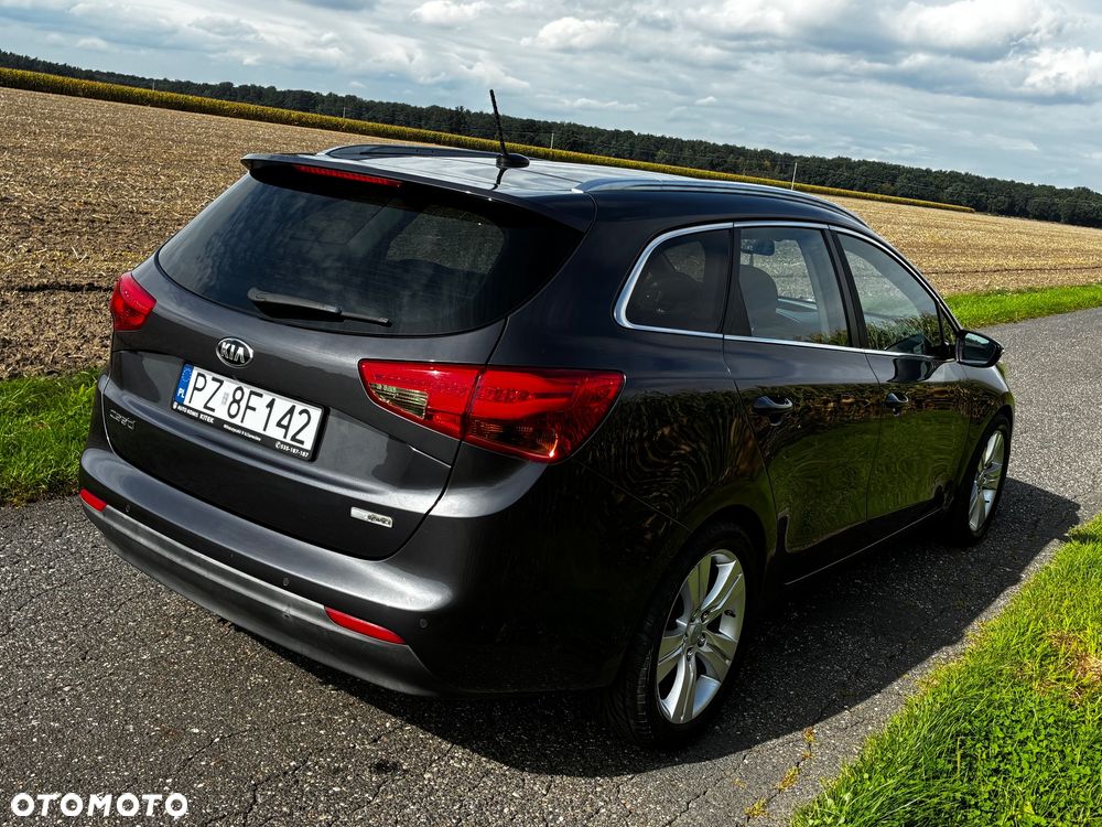 Kia Ceed - 25