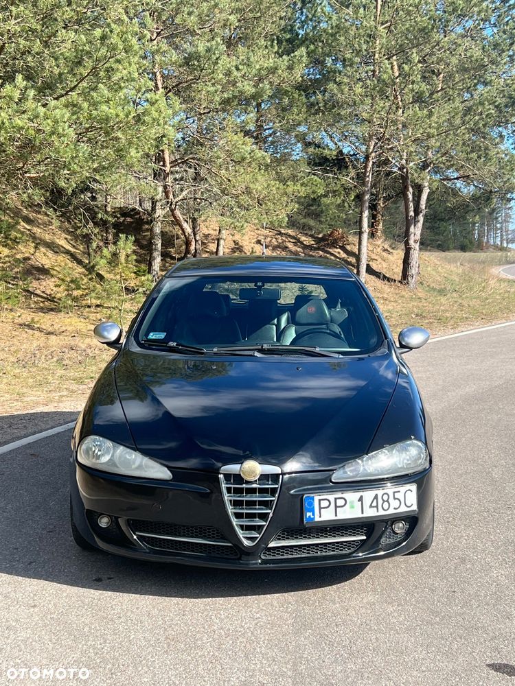 Alfa Romeo 147 1.9 JTD 16V Black Line - 6