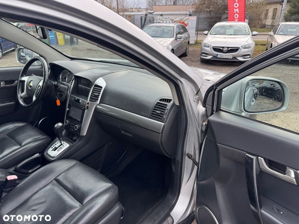 Chevrolet Captiva 2.0 4WD 5 Sitzer Automatik LT Exclusive - 26