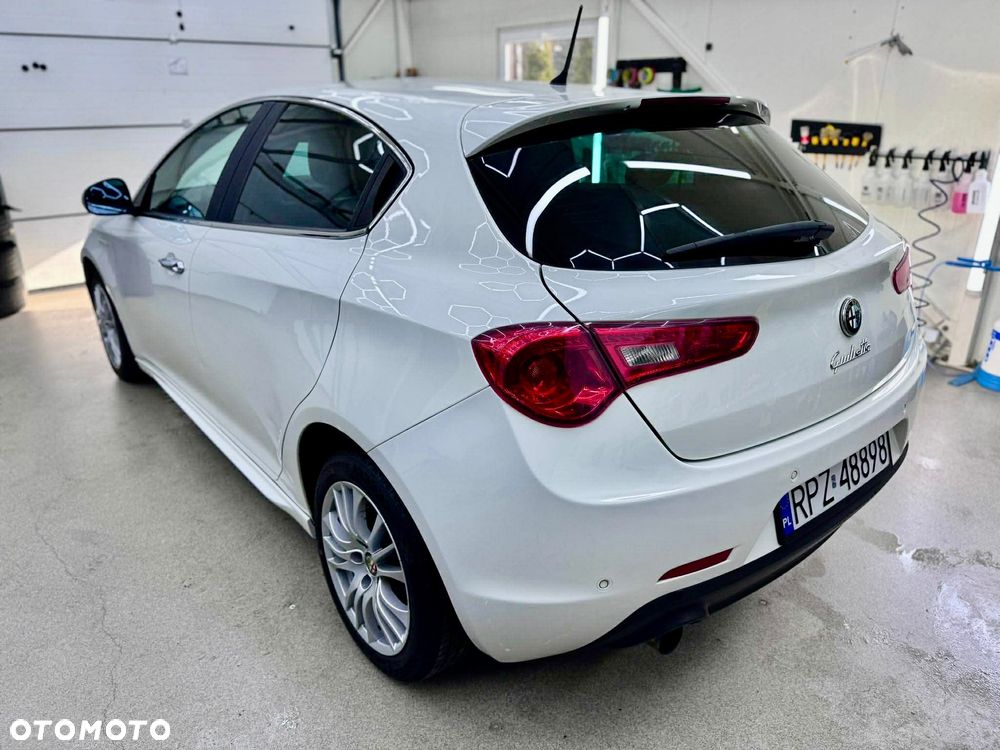 Alfa Romeo Giulietta 1.4 TB MultiAir Distinctive TCT - 2