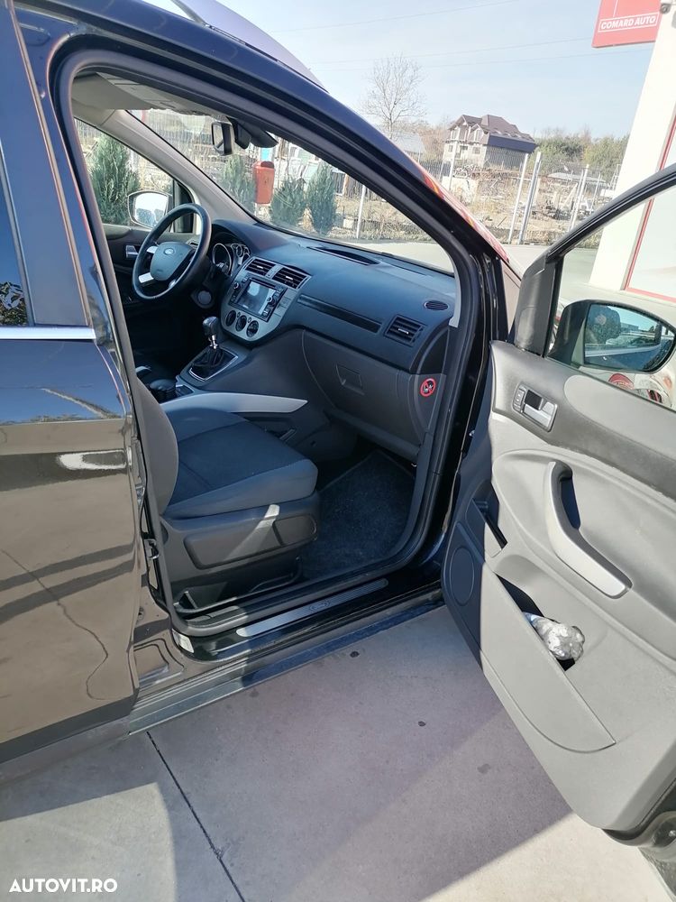 Ford Kuga 2.0L TDCi DPF Titanium - 16