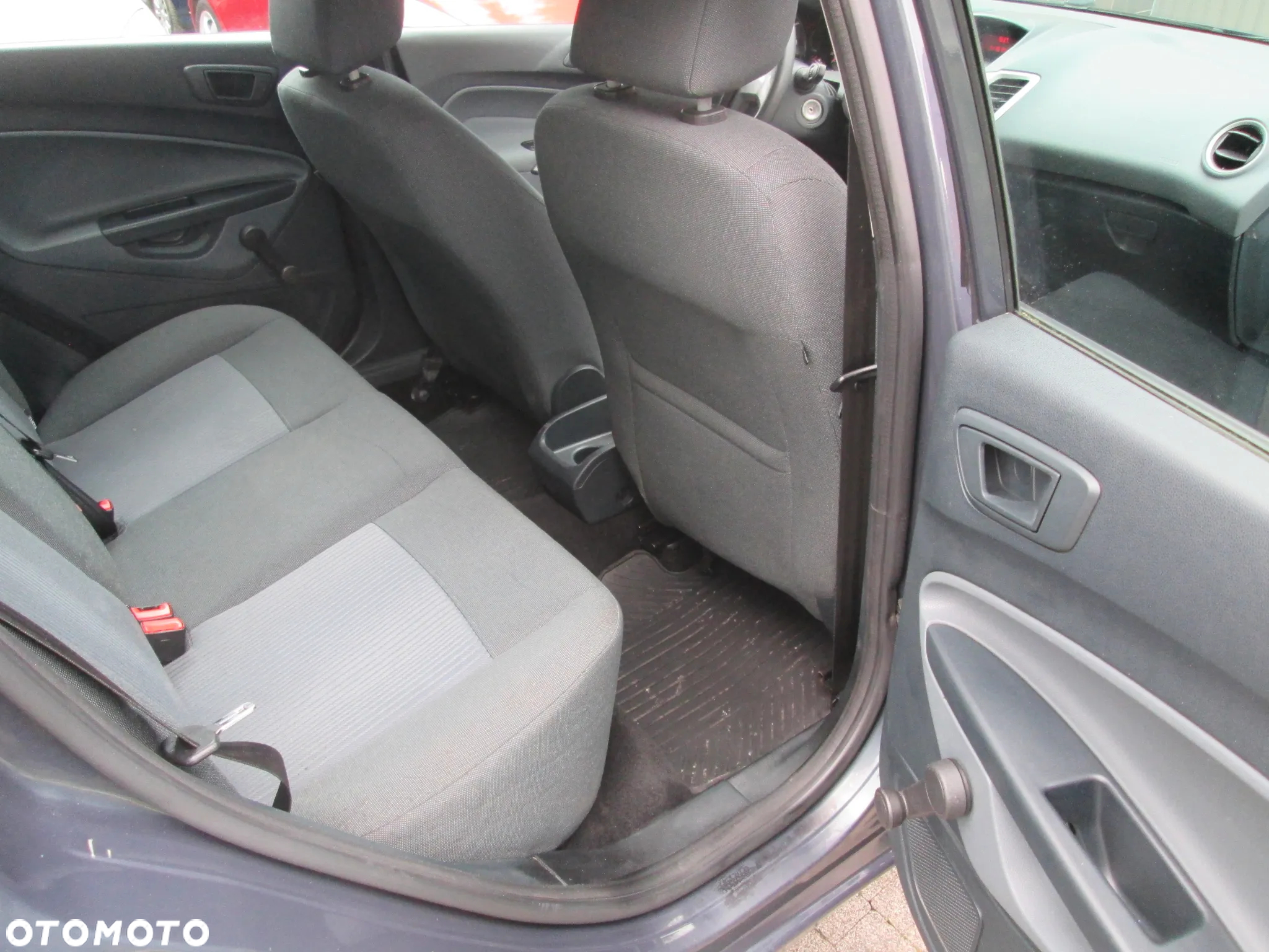 Ford Fiesta 1.25 Ambiente - 14