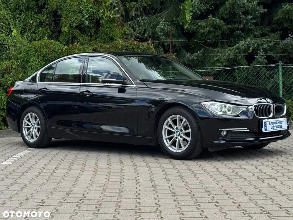 BMW Seria 3 320d Efficient Dynamics Edition Luxury Line - 3