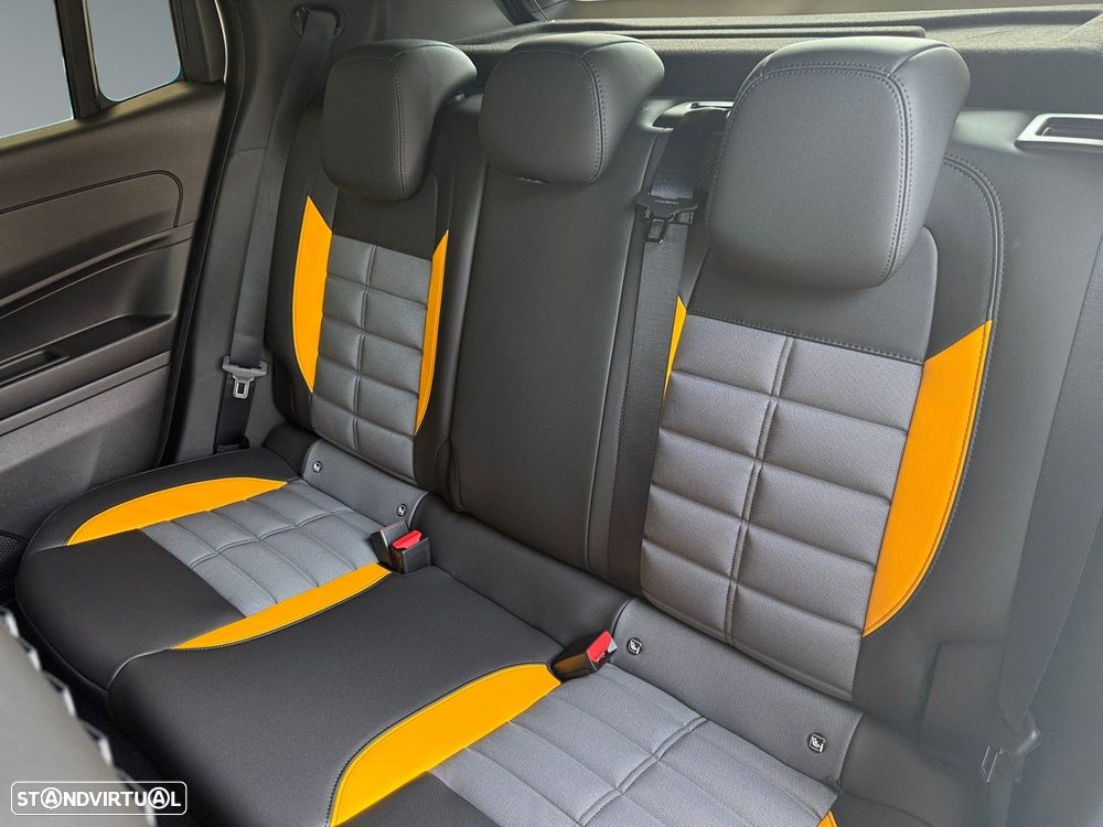 Jeep Avenger 1.2 4xe Hybrid eAWD The North Face - 14