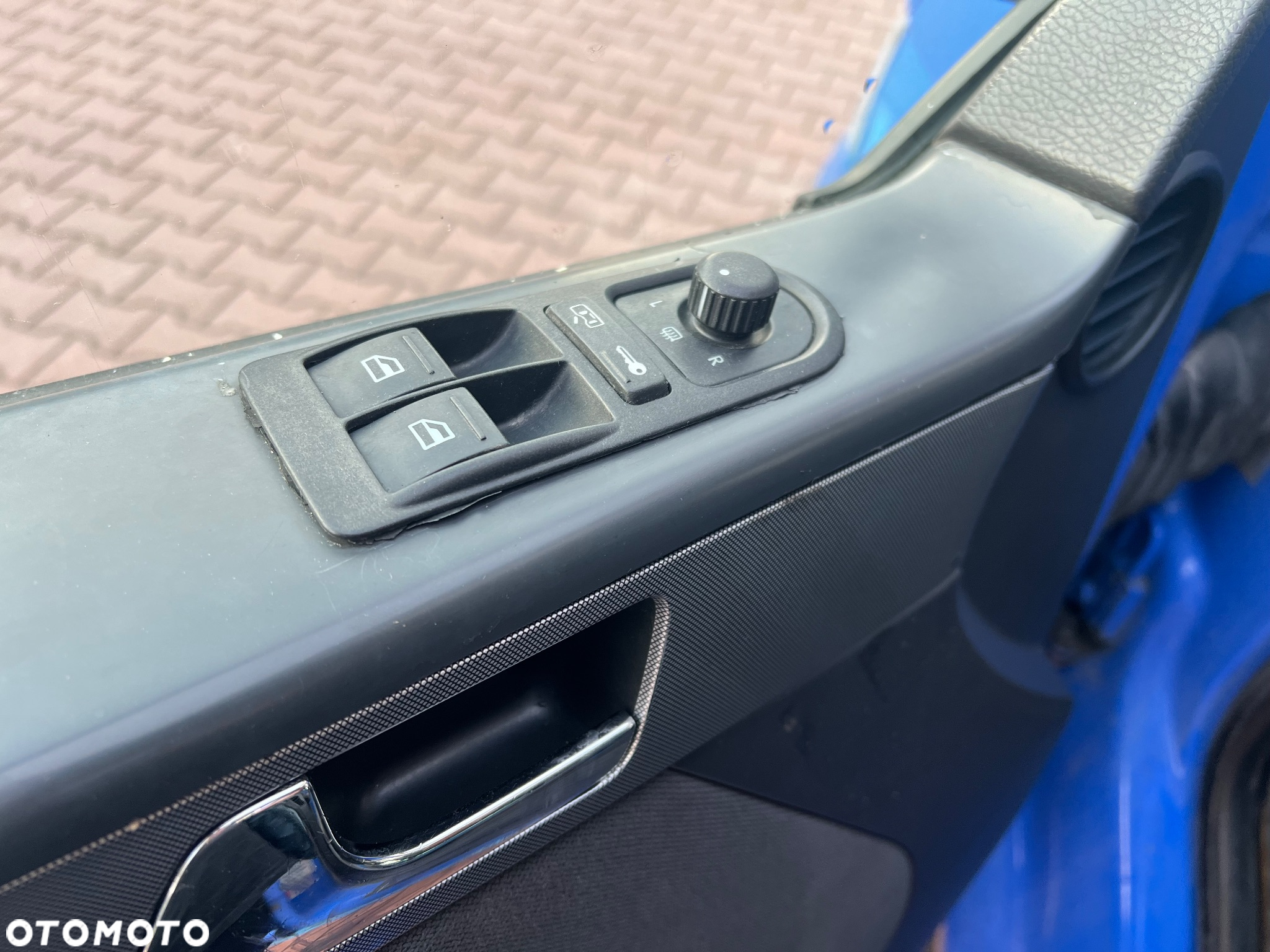 Volkswagen Multivan - 21
