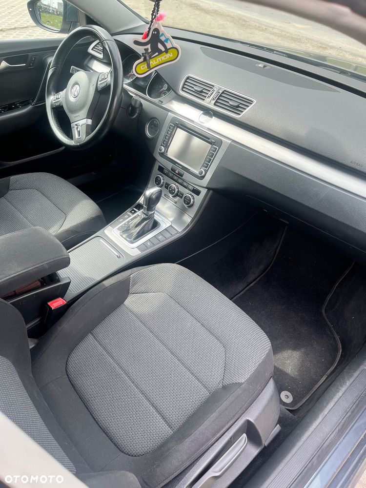 Volkswagen Passat 2.0 TDI DPF Comfortline DSG - 10