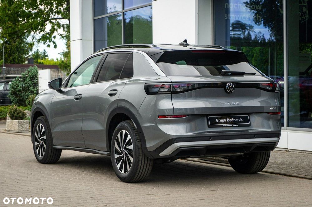 Volkswagen T-Roc - 7
