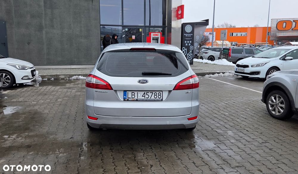 Ford Mondeo 1.8 TDCi Ambiente - 2