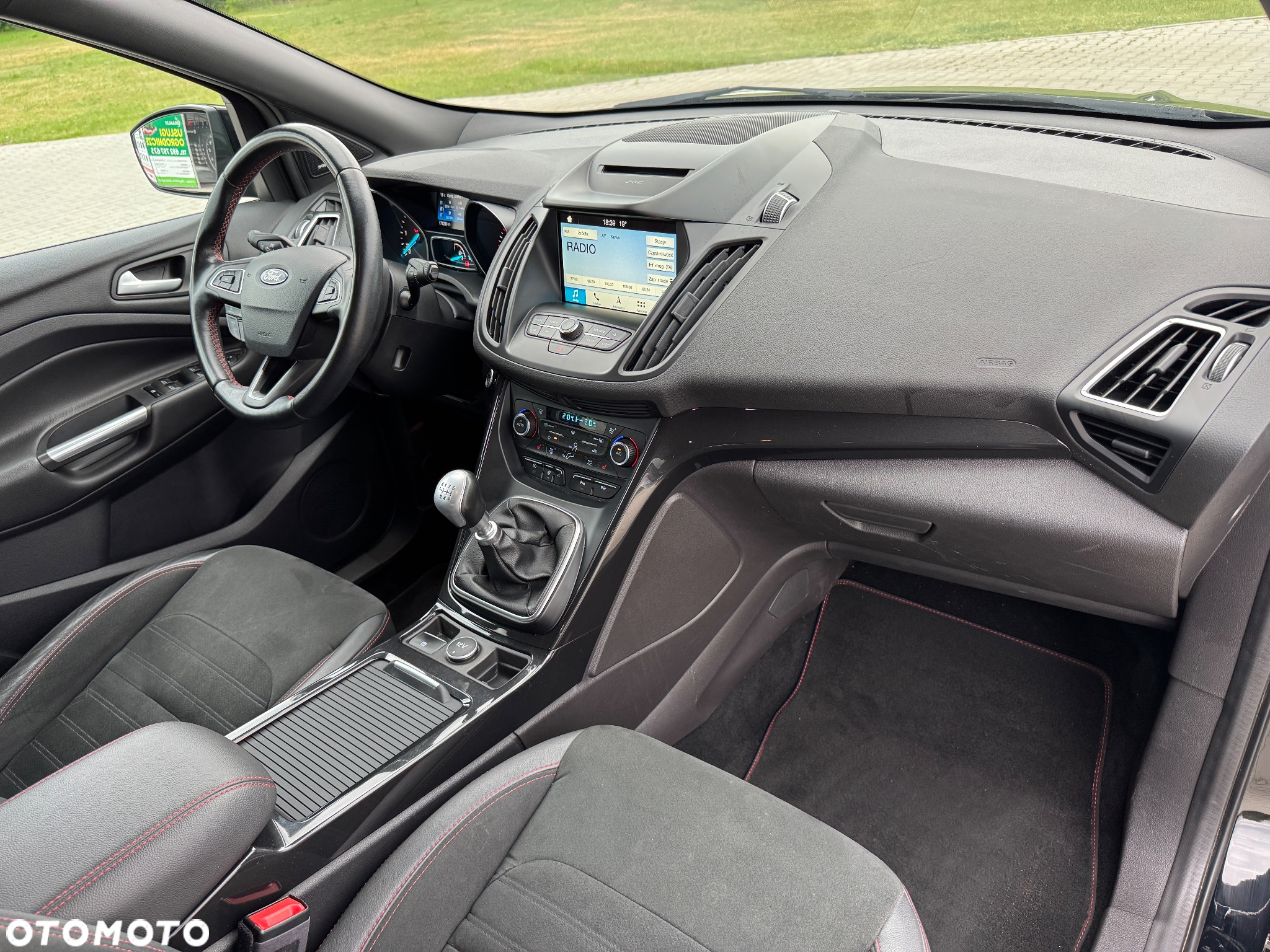 Ford Kuga - 22
