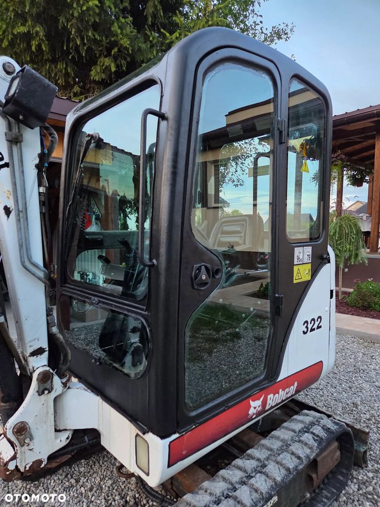 Bobcat 322 - 8