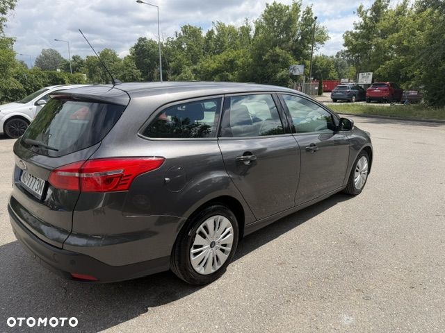 Ford Focus 1.6 TDCi Trend - 4