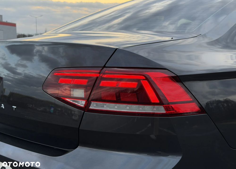 Volkswagen Passat 1.5 TSI EVO Business DSG - 37