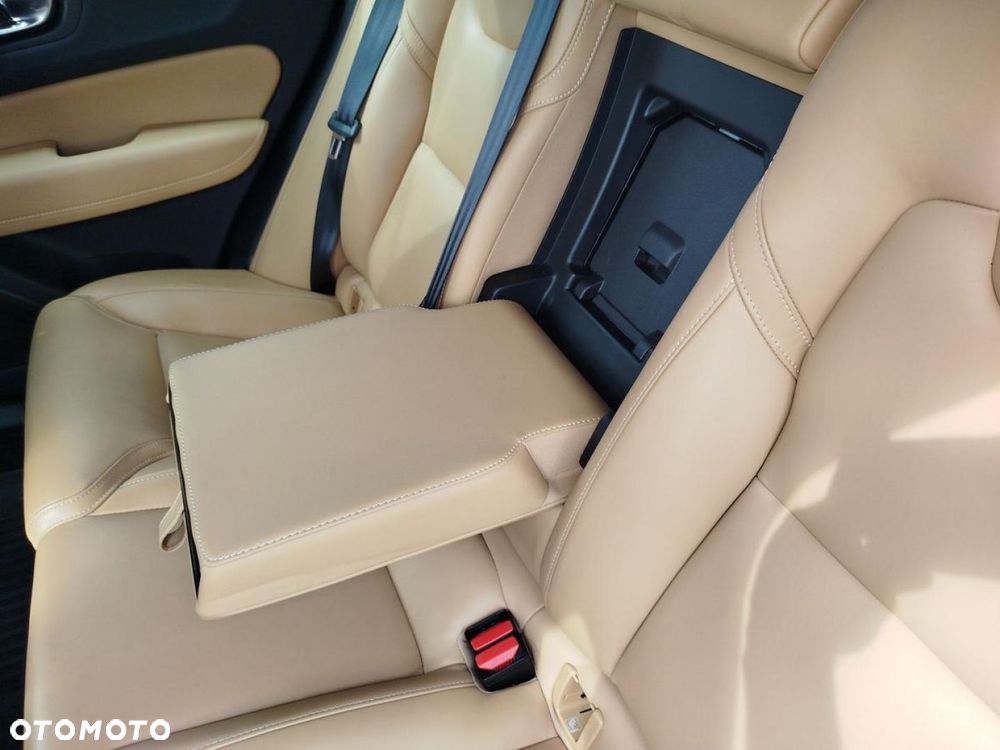 Volvo XC 60 - 25