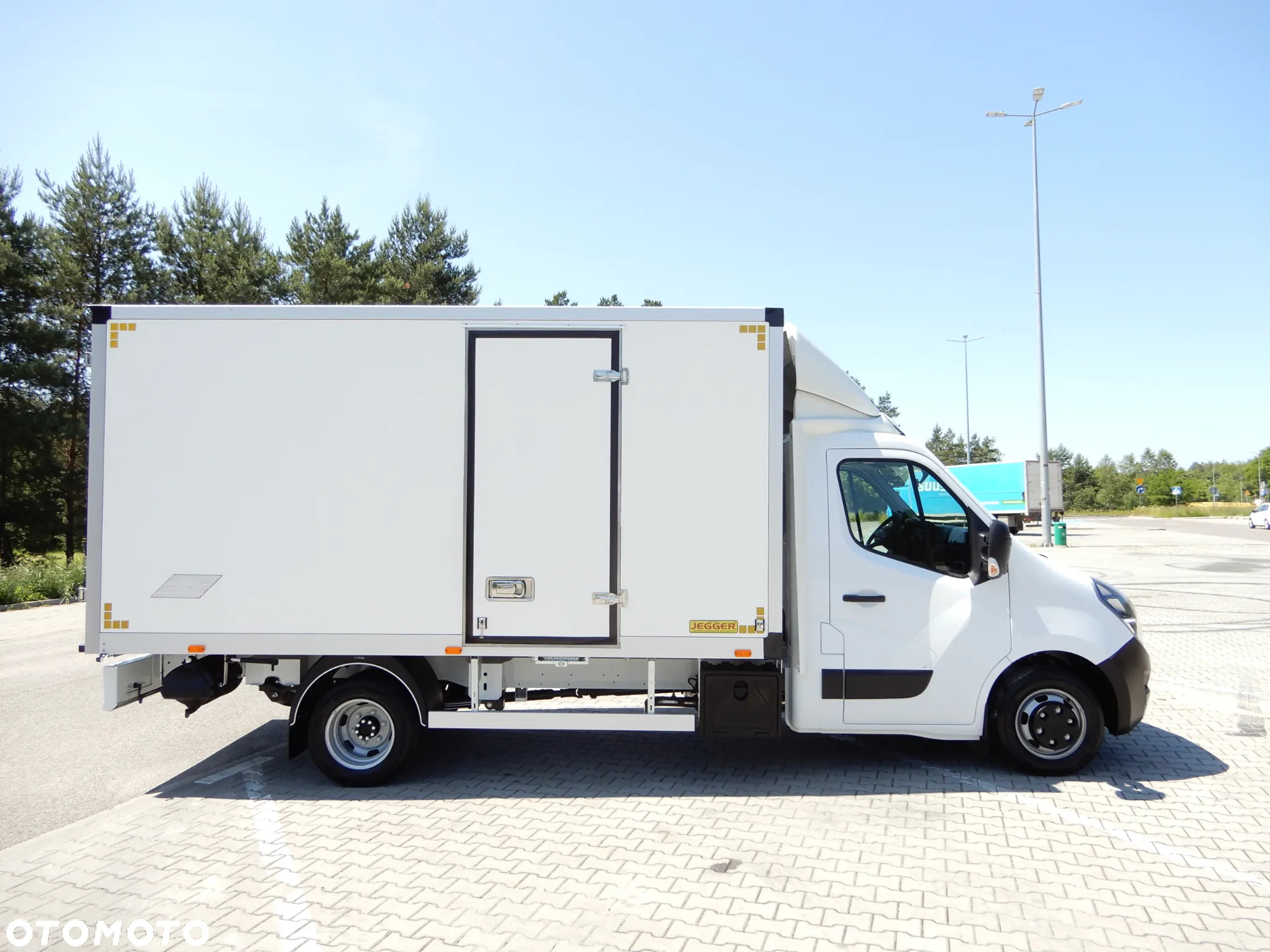 Opel MOVANO 2.3 CDTi 163 KM Bliźniak Kontener 4.26 CM 8 E.Palet JEGGER Boczne Drzwi 800 Kg Ładowność WZMACNIANY 60 Tys Przeb Stan Auta Jak NOWY - 3