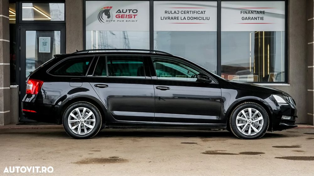Skoda Octavia 1.6 TDI DSG Ambition - 7