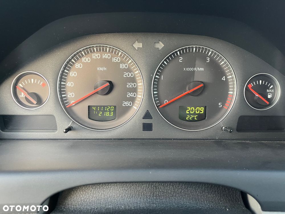 Volvo S60 2.4D Rubin - 32