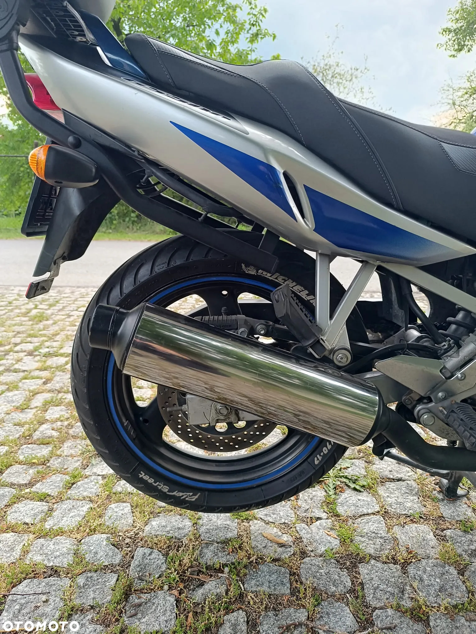 Suzuki GS - 13