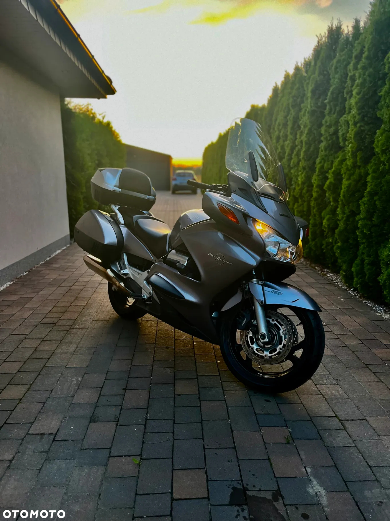Honda ST - 4