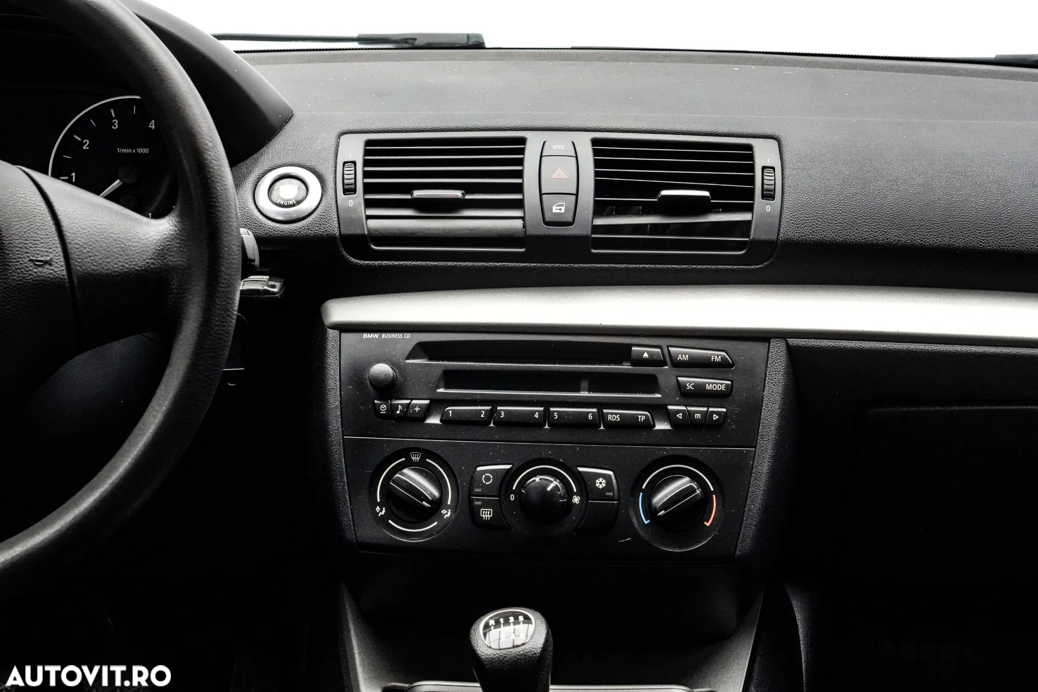 BMW Seria 1 116i - 16