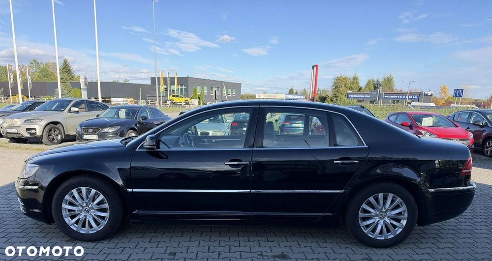 Volkswagen Phaeton - 12