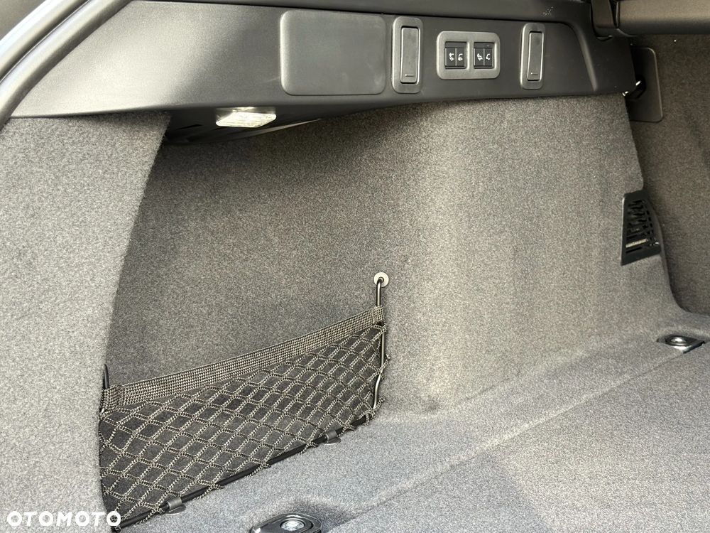 Land Rover Range Rover Velar P400 Belgravia Edition - 16
