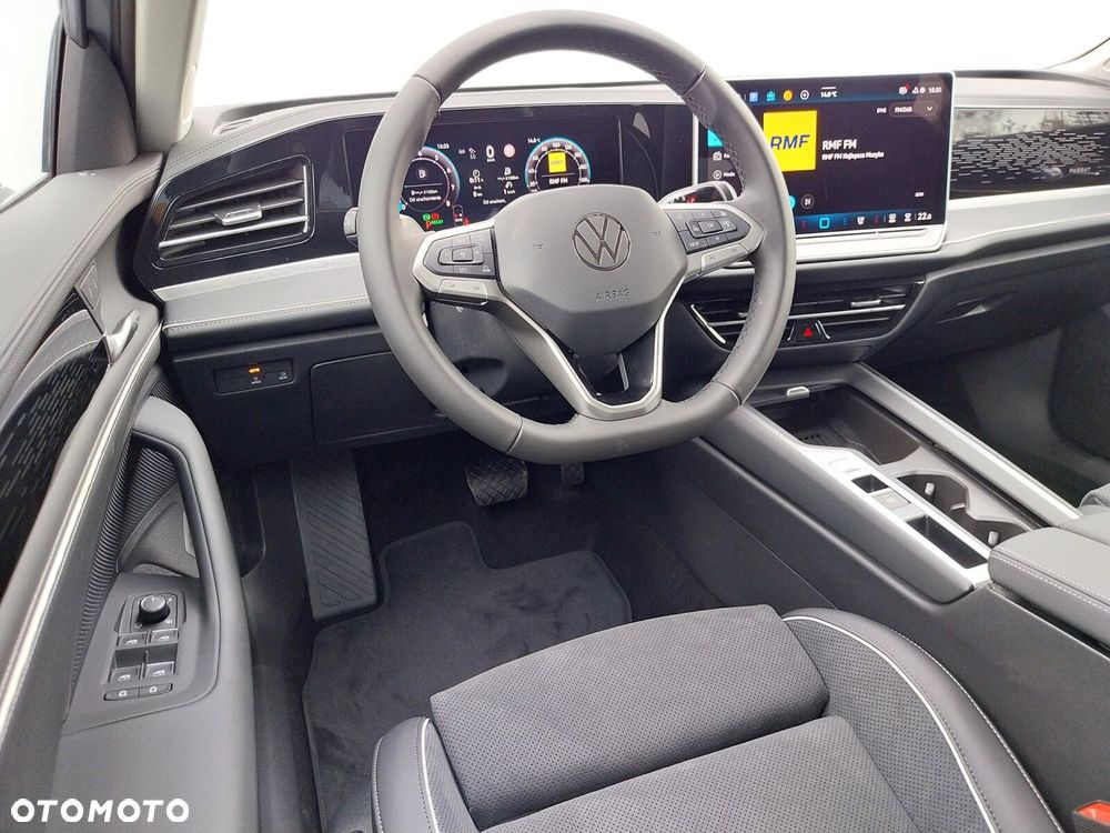 Volkswagen Passat - 6