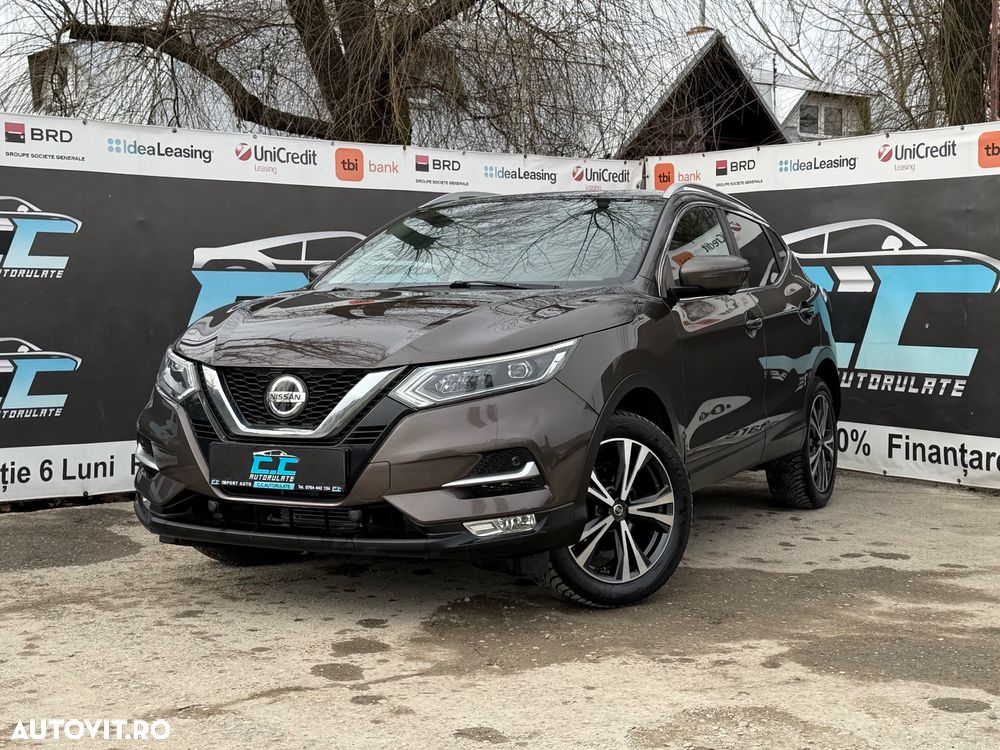 Nissan Qashqai 1.6 DCI Xtronic N-Connecta - 1