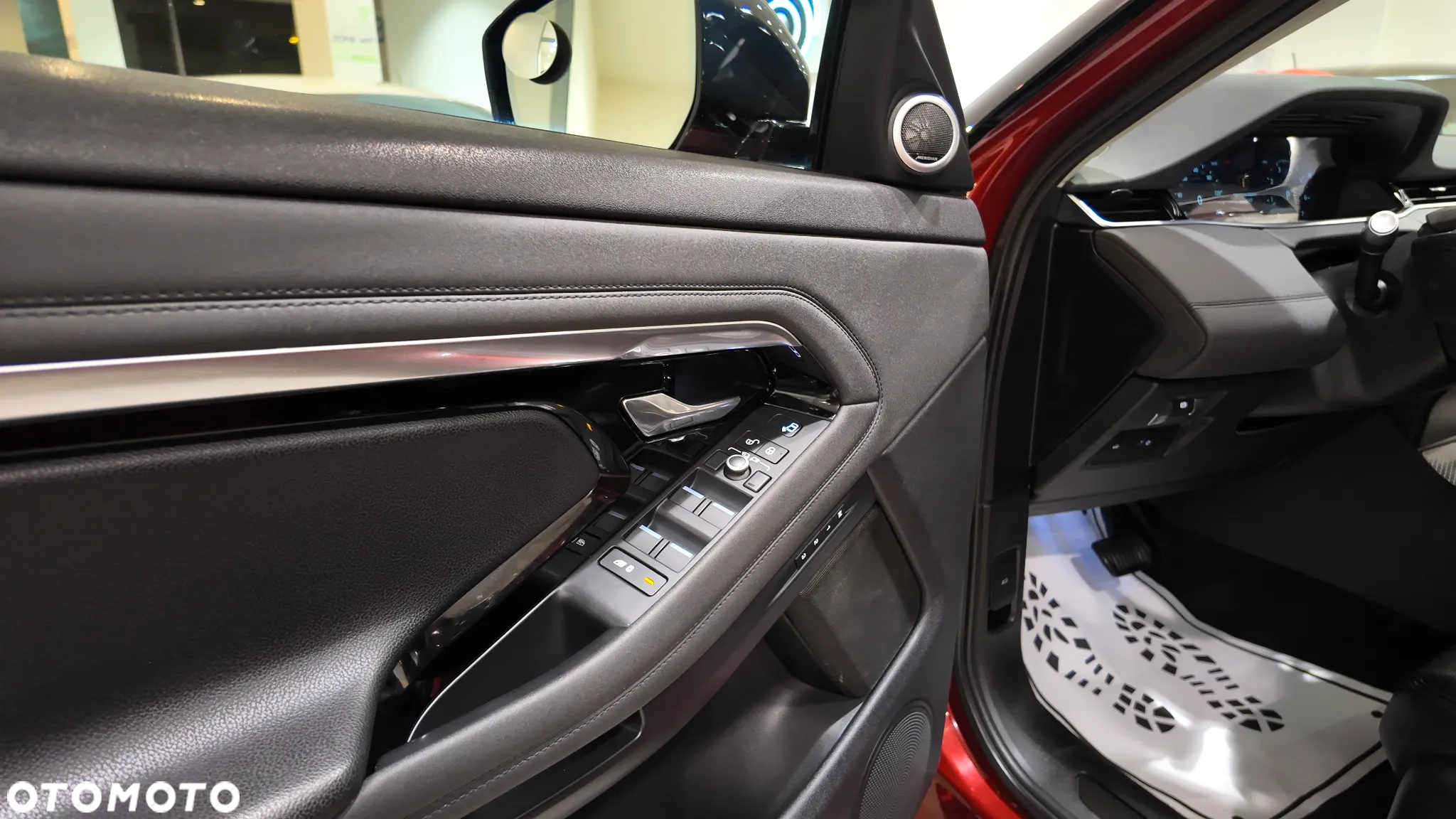 Land Rover Range Rover Evoque P250 - 26