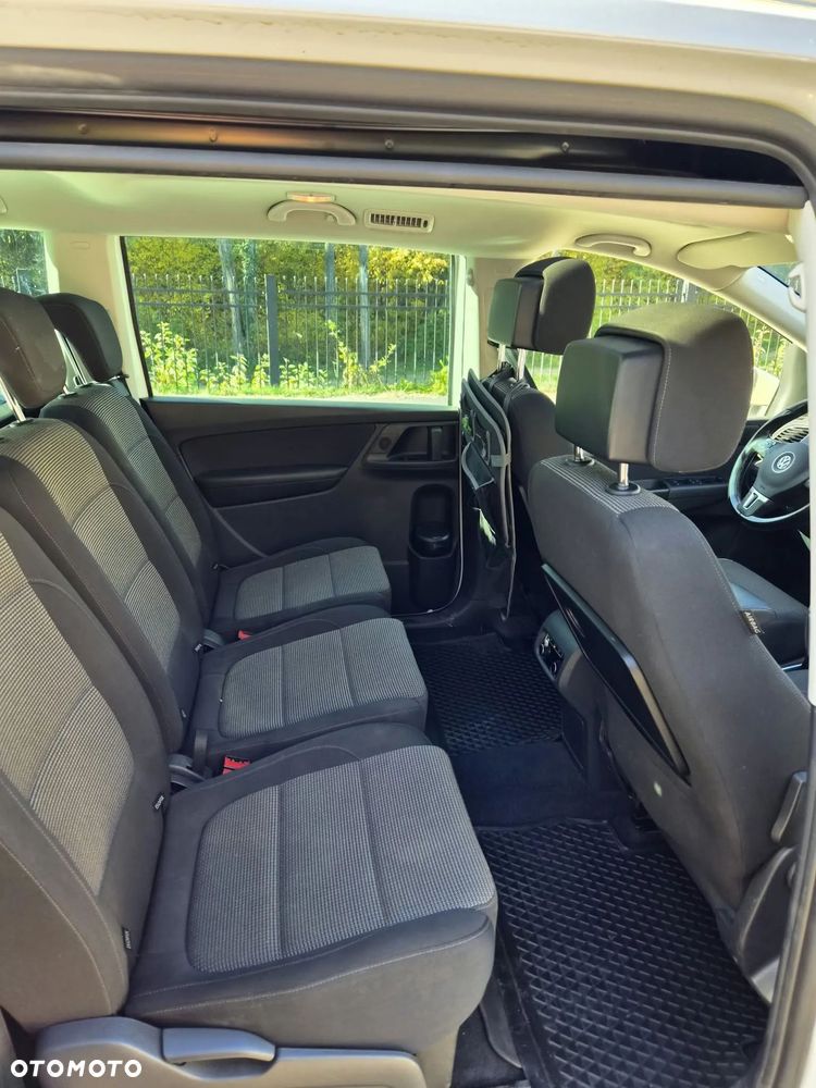 Volkswagen Sharan - 8