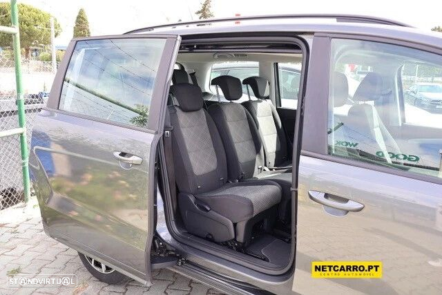 VW Sharan 2.0 TDI Blue Highline 4Motion - 17