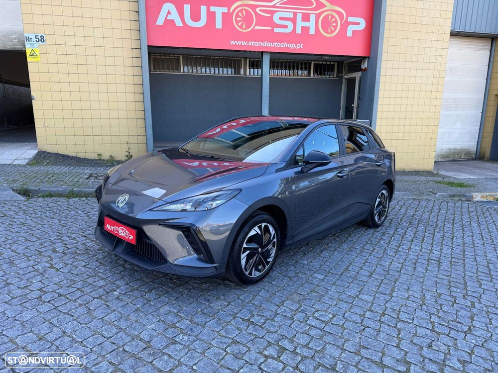 MG MG4 64 kWh Luxury - 7