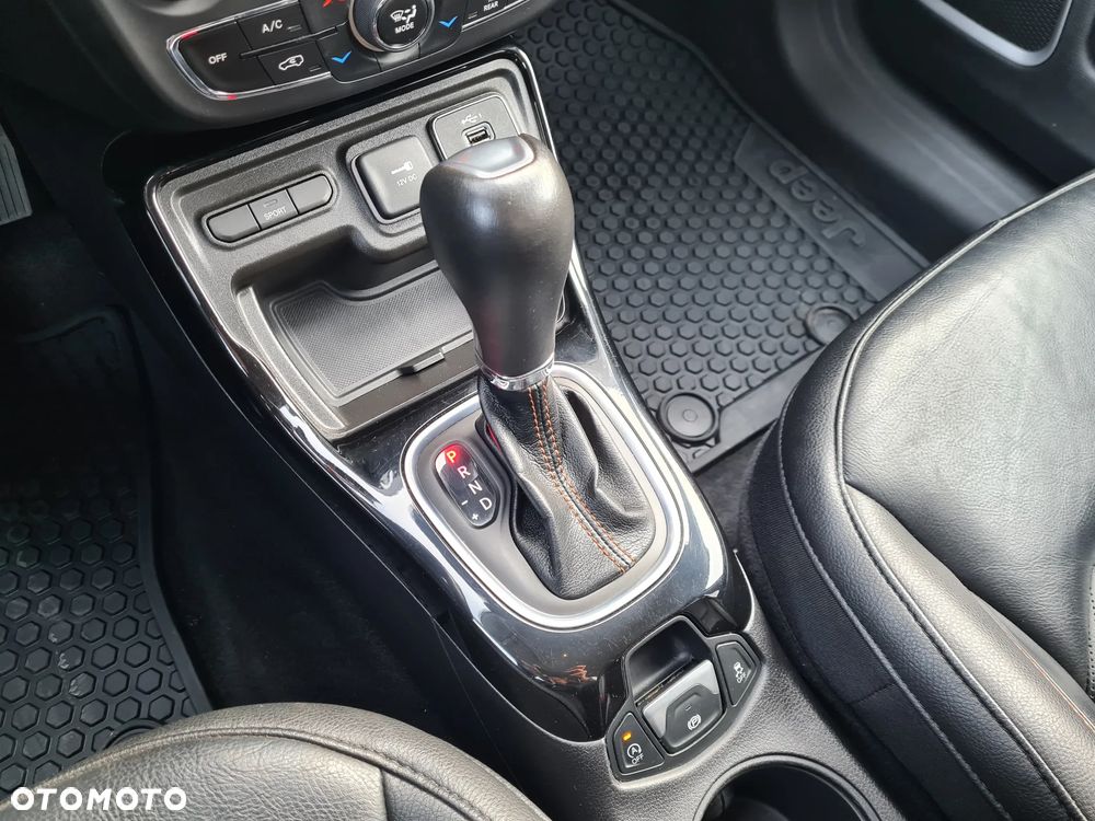 Jeep Compass 1.3 TMair Limited FWD S&S DDCT - 21