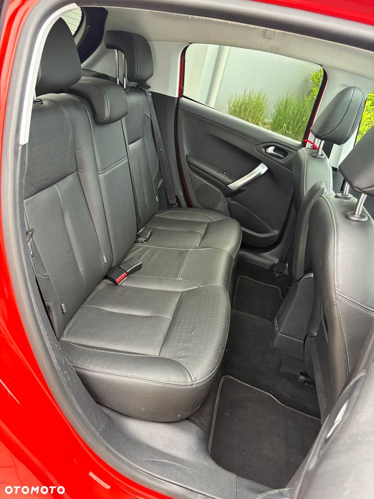 Peugeot 208 1.2 PureTech Allure - 14