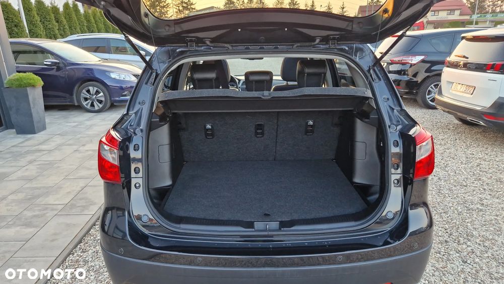 Suzuki SX4 S-Cross 1.6 DDiS 4x2 limited+ - 35