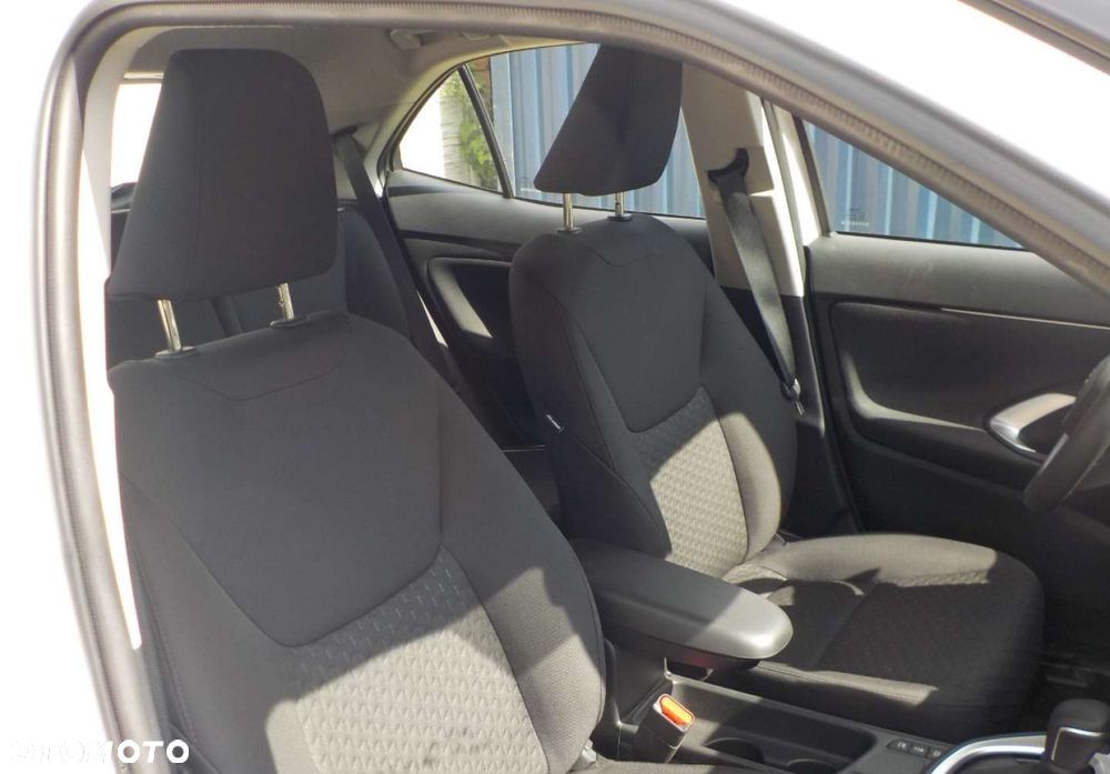 Toyota Yaris Cross - 21