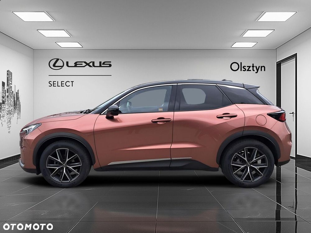 Lexus LBX - 5