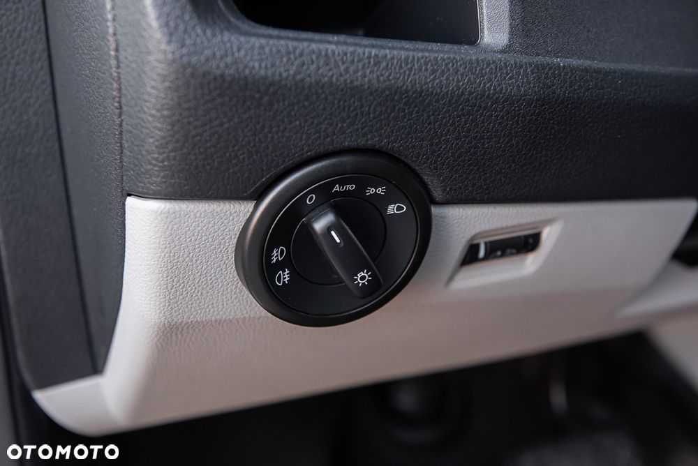 Volkswagen Transporter - 13