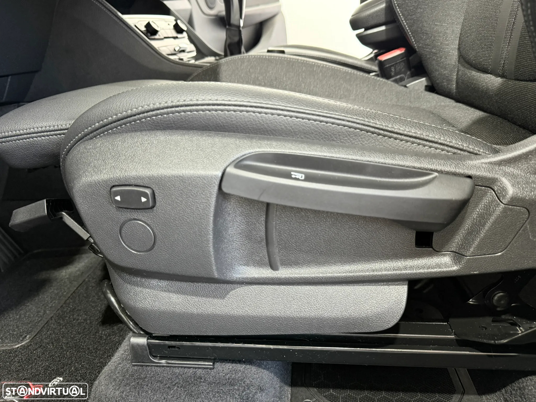 BMW 216 Gran Tourer d 7L Advantage - 30