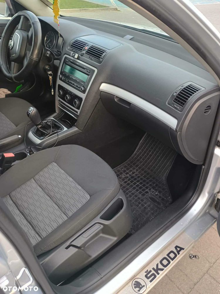 Skoda Octavia - 8