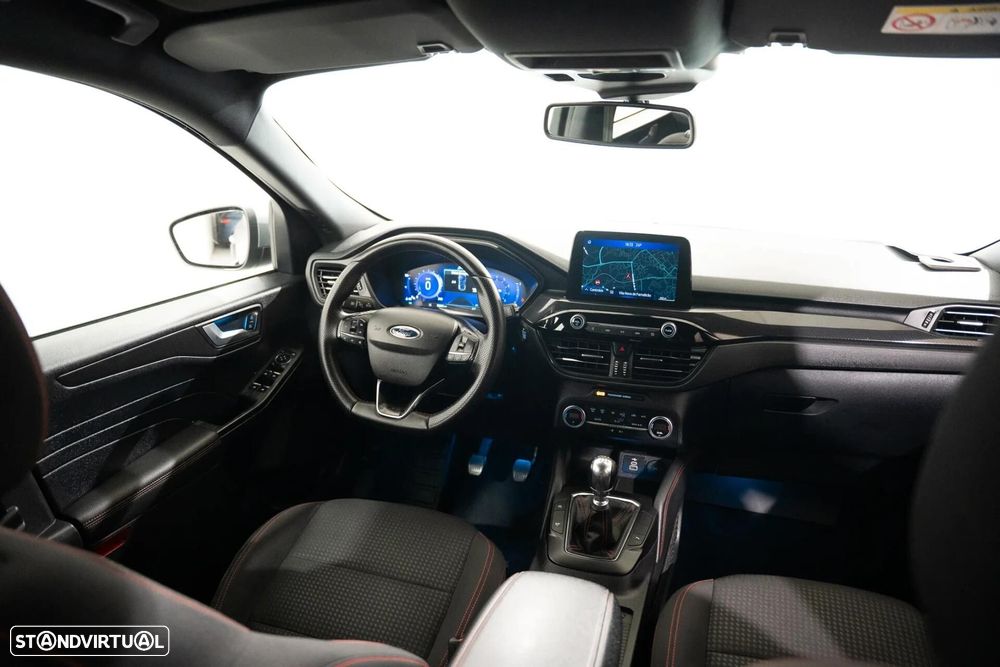 Ford Kuga 1.5 EcoBoost ST-Line - 10