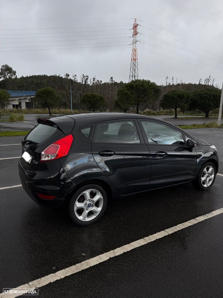 Ford Fiesta 1.5 TDCi Titanium - 7