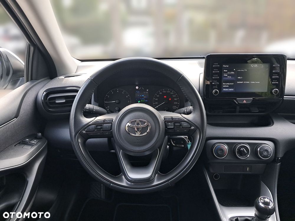 Toyota Yaris - 7