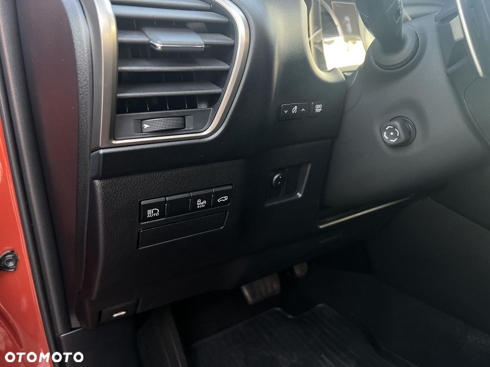 Lexus NX 300h F Impression AWD - 12