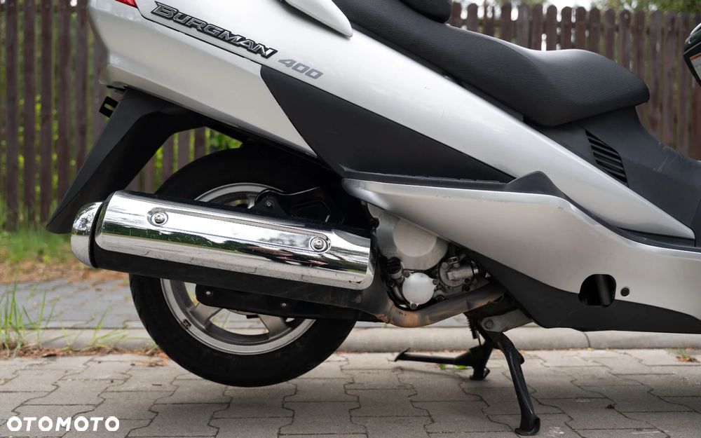 Suzuki Burgman - 14