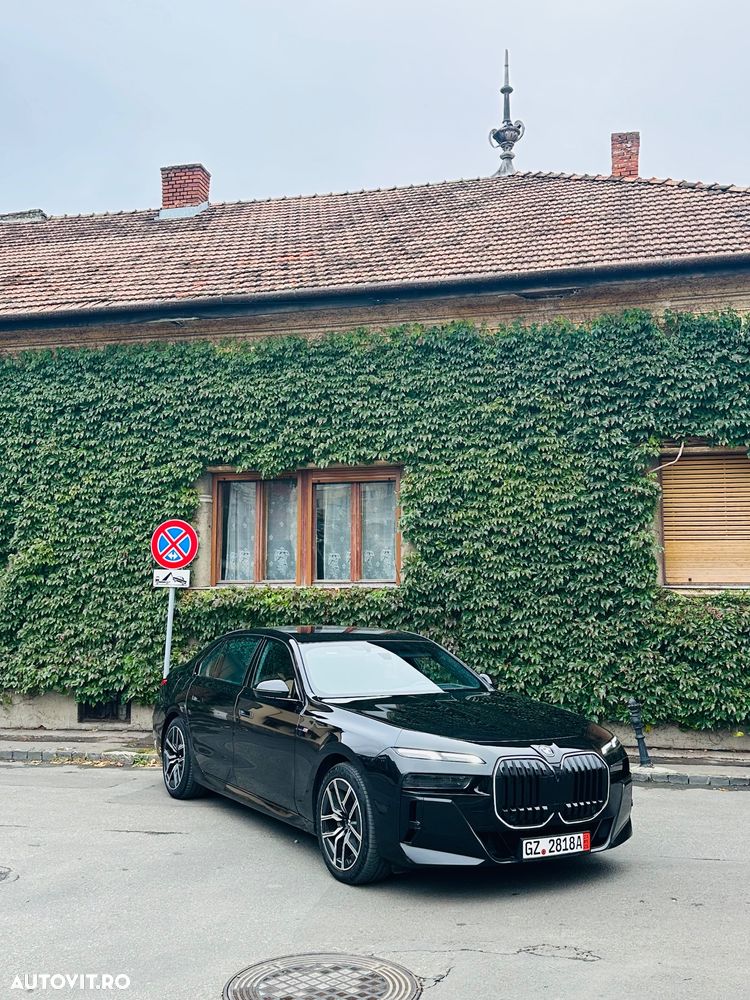 BMW Seria 7 - 18