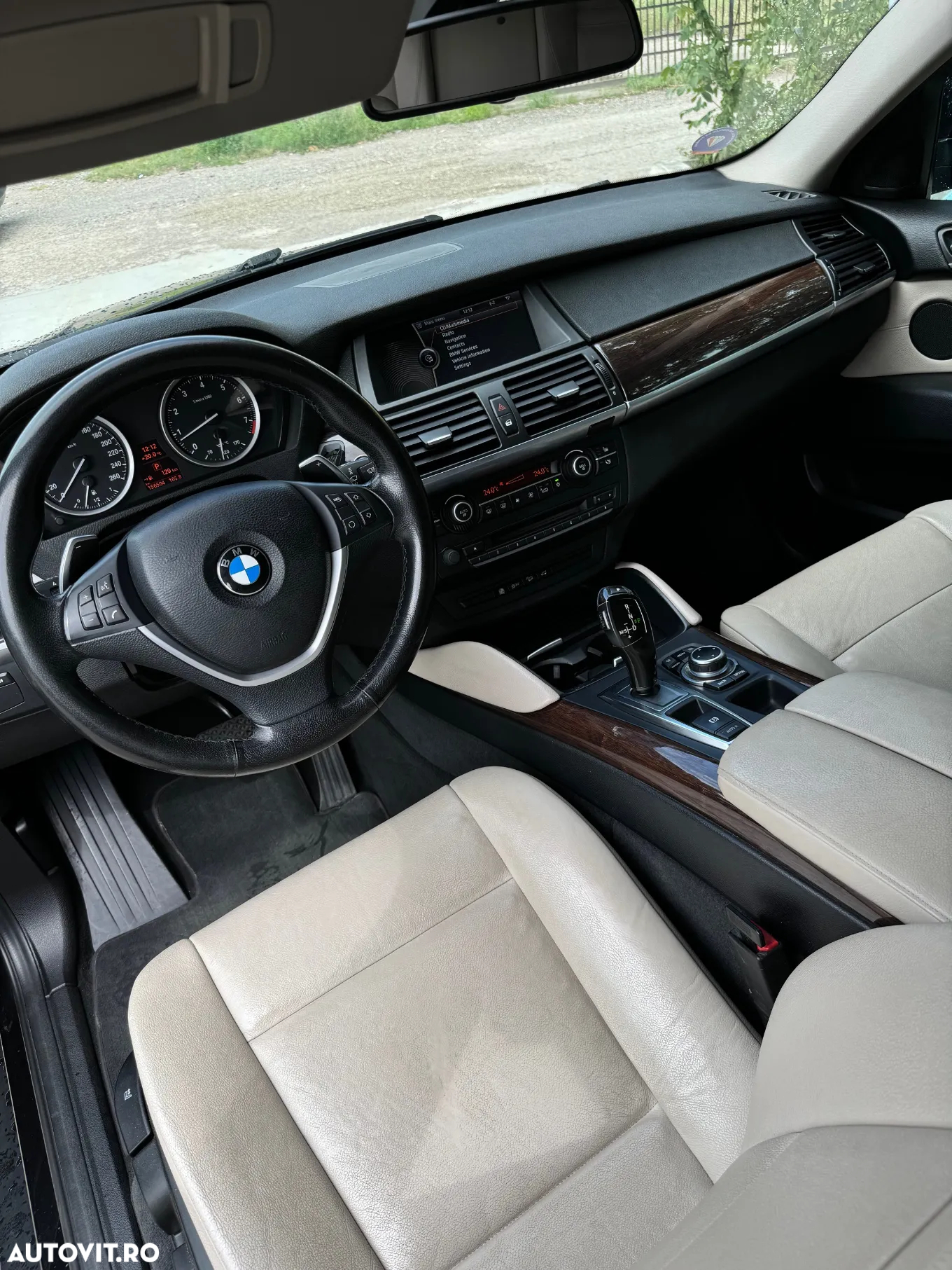 BMW X6 xDrive35i - 13