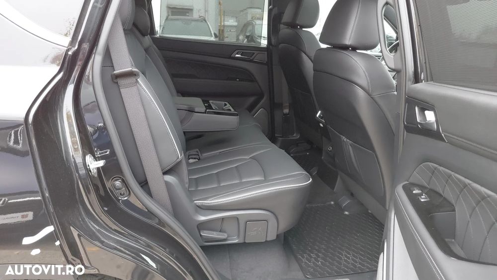 KG Mobility Rexton - 24