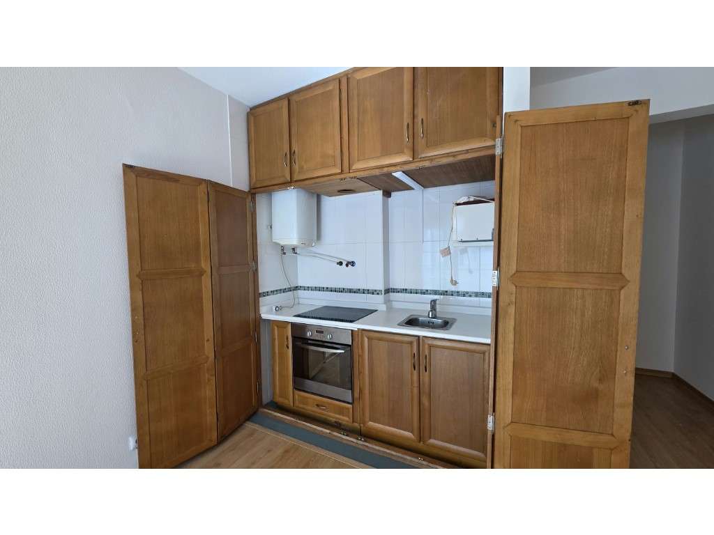 Apartamento T0 Venda Oeiras - Grande imagem: 4/17