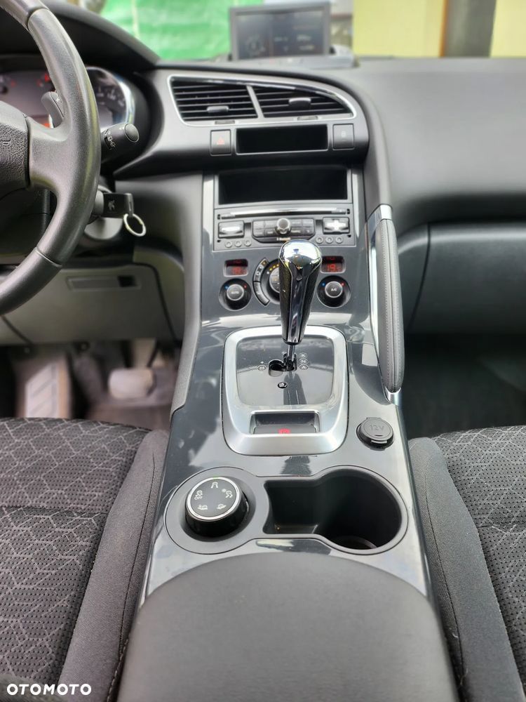 Peugeot 3008 e-HDi 115 ETG6 Stop&Start Allure - 8
